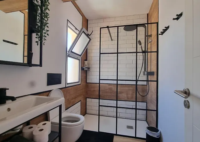 Yuccapark Stephanie *